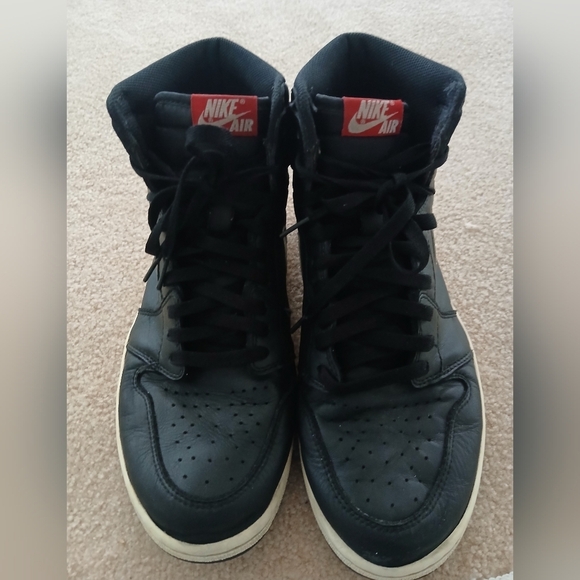 Nike Jordan Shoes Black Retro 1 High OG "Yin Yang" Size 11.   FL - Picture 1 of 10